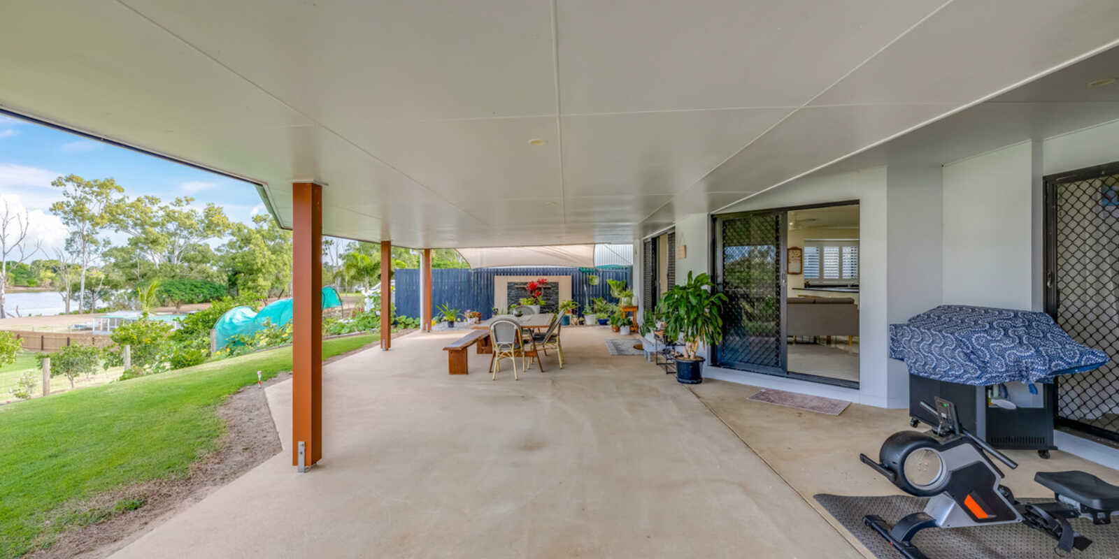 25 Mariners Way Bundaberg North
