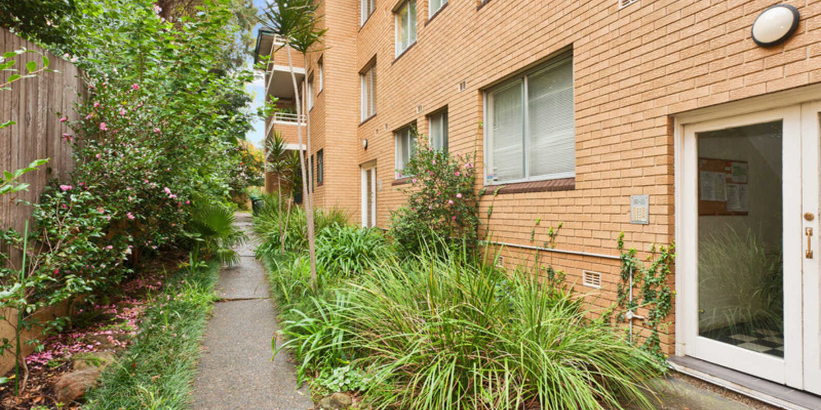14/8-10 Schwebel Street Marrickville