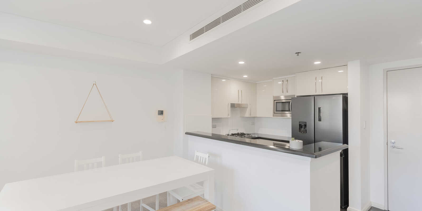 314/8 Lachlan Street Waterloo 314/8 Lachlan Street Waterloo