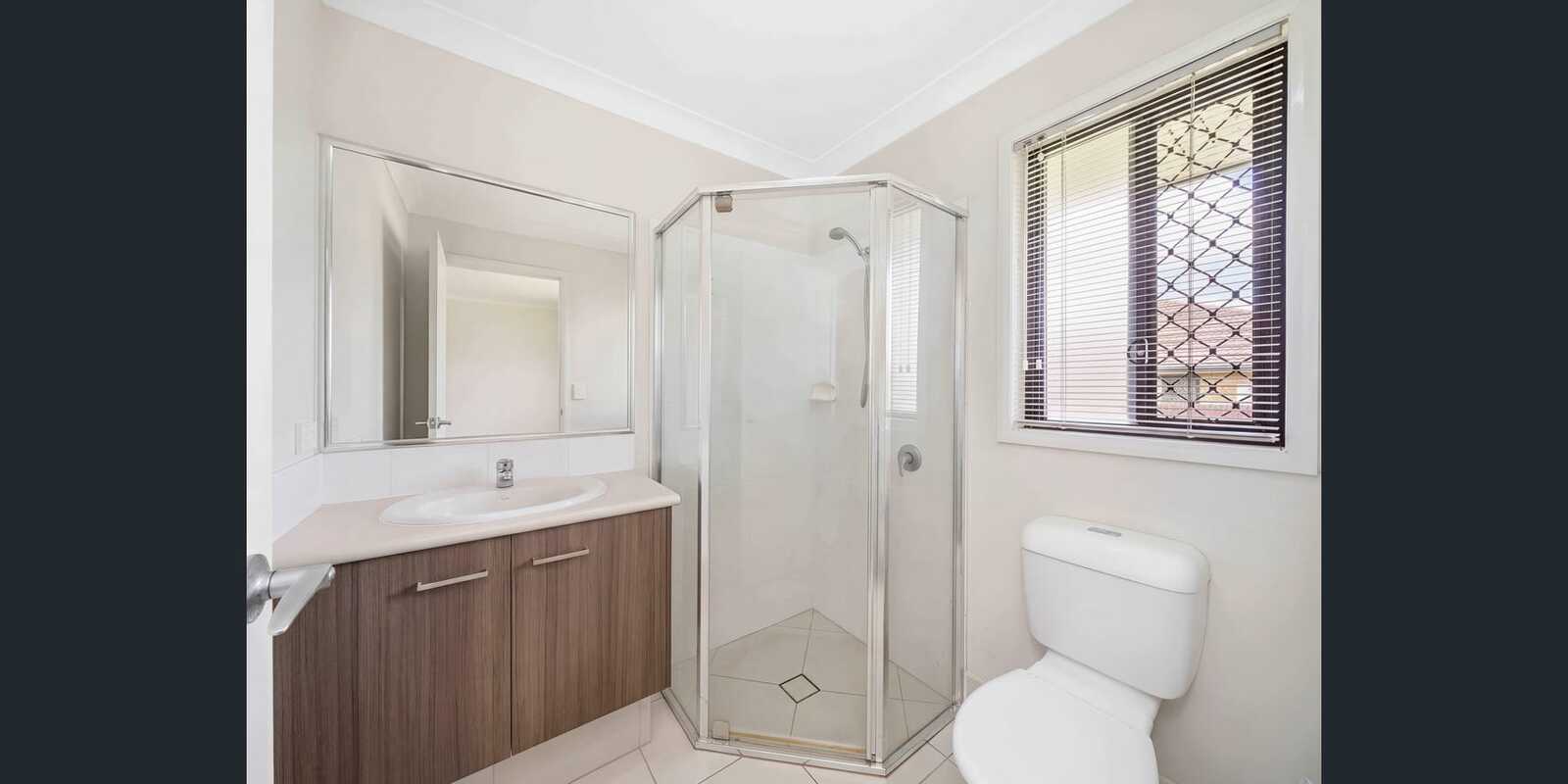 3 Hind Court Bellmere