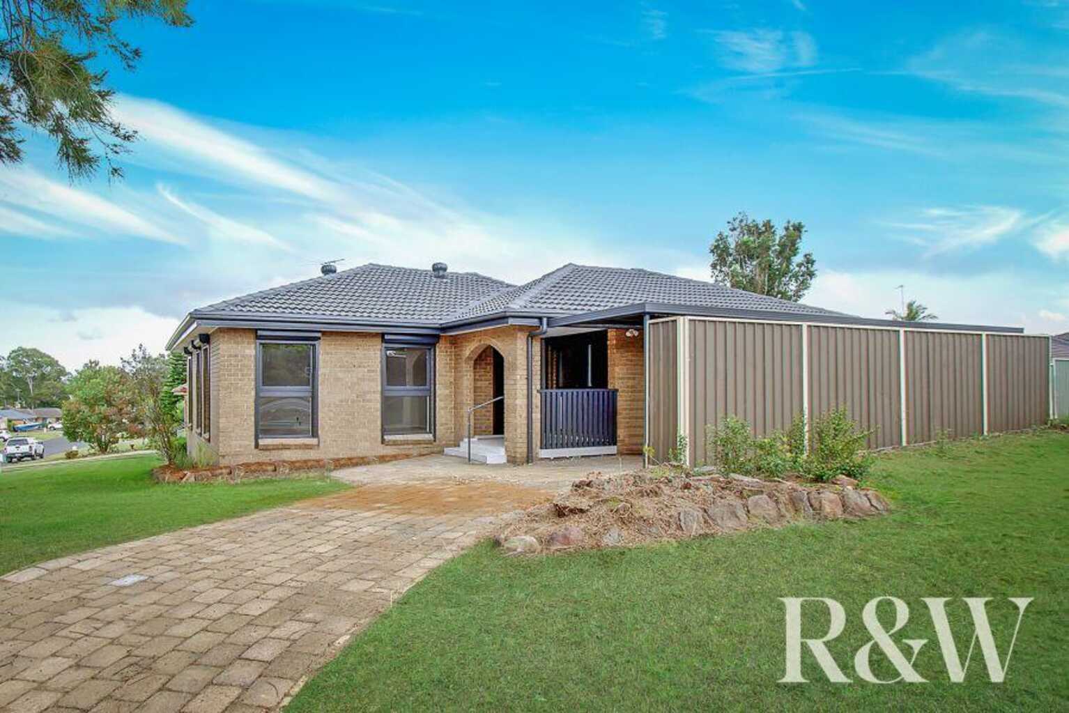 38 Garrick Road St Clair