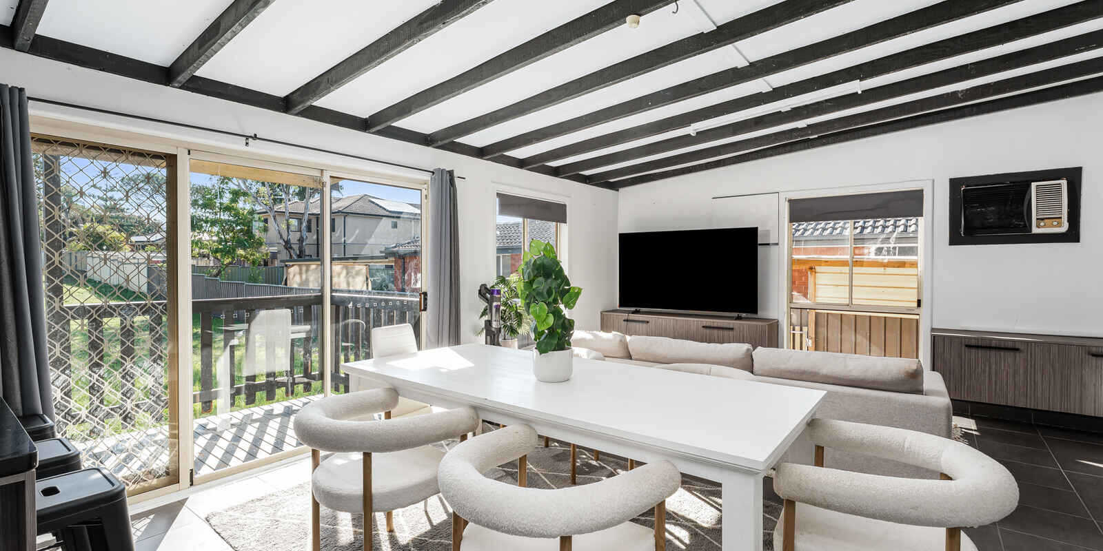 91 Melbourne Street Oxley Park 91 Melbourne Street Oxley Park