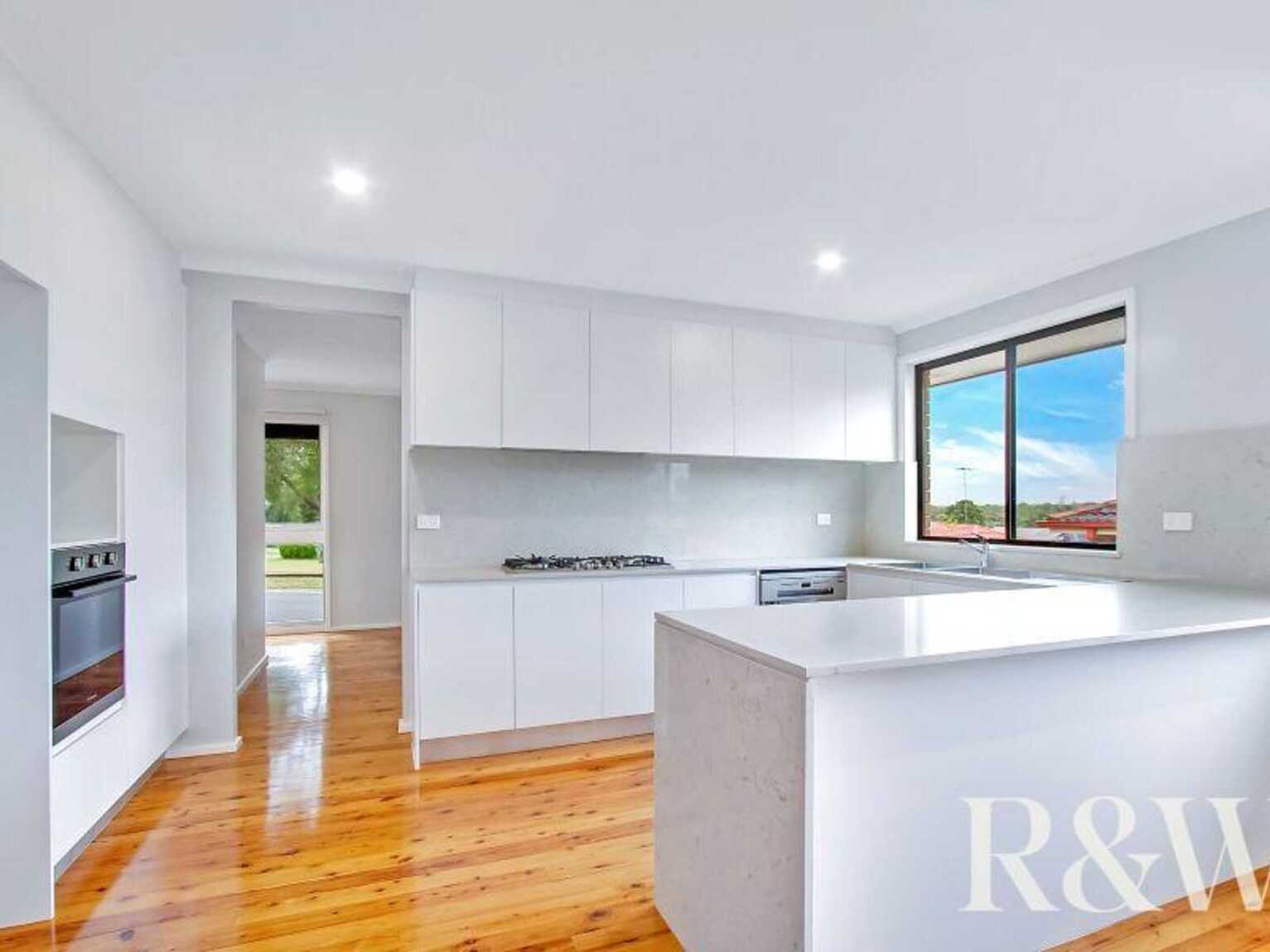 38 Garrick Road St Clair 38 Garrick Road St Clair