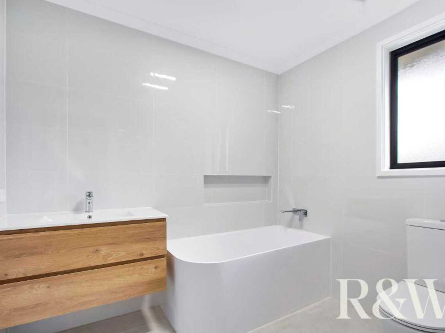 38 Garrick Road St Clair 38 Garrick Road St Clair