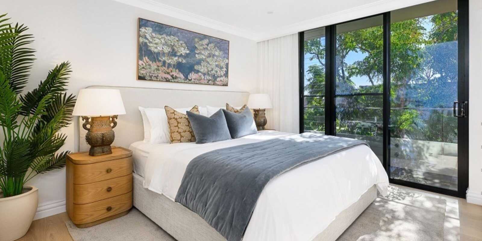 17/33 Moruben Road Mosman