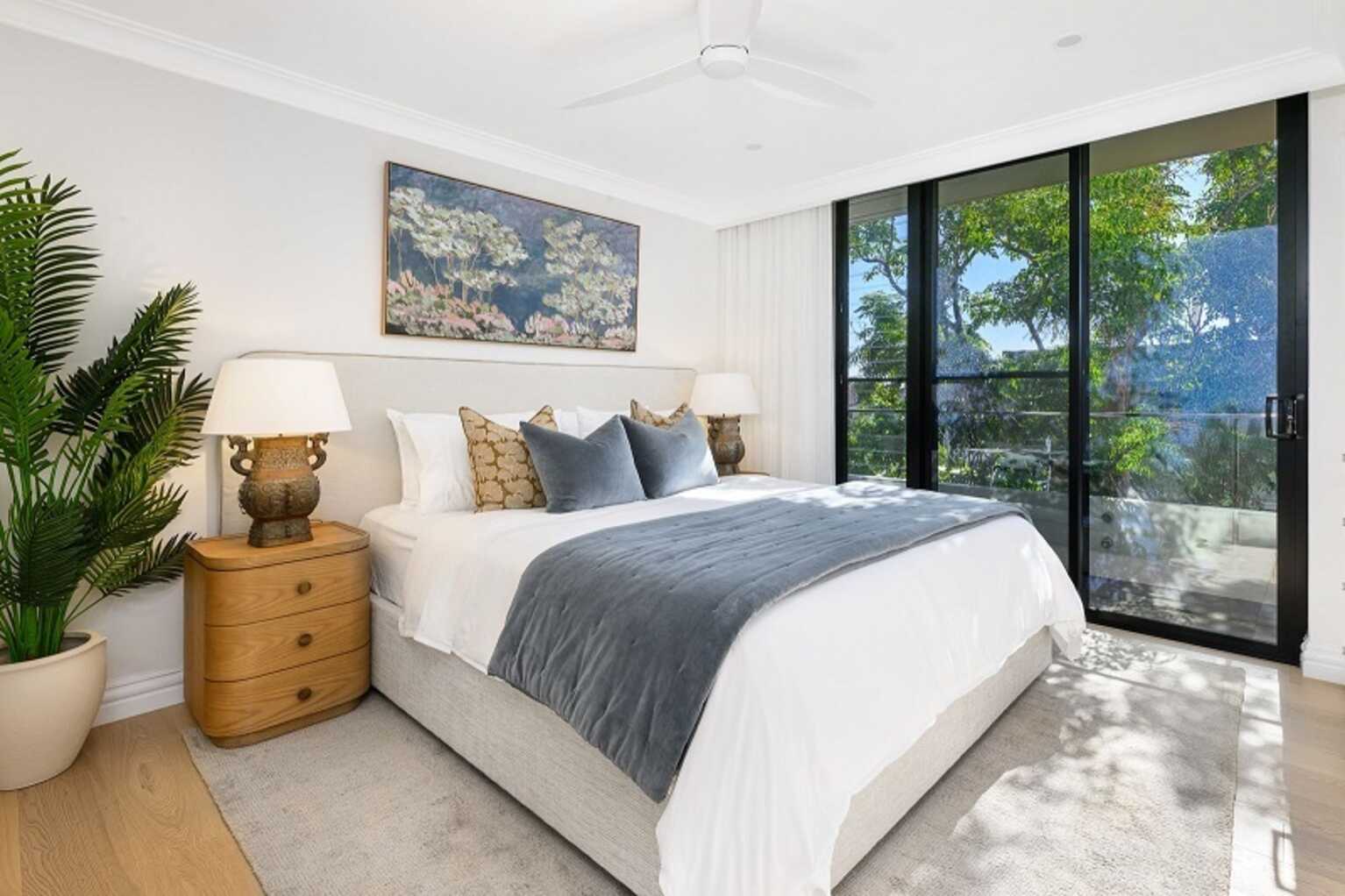 17/33 Moruben Road Mosman