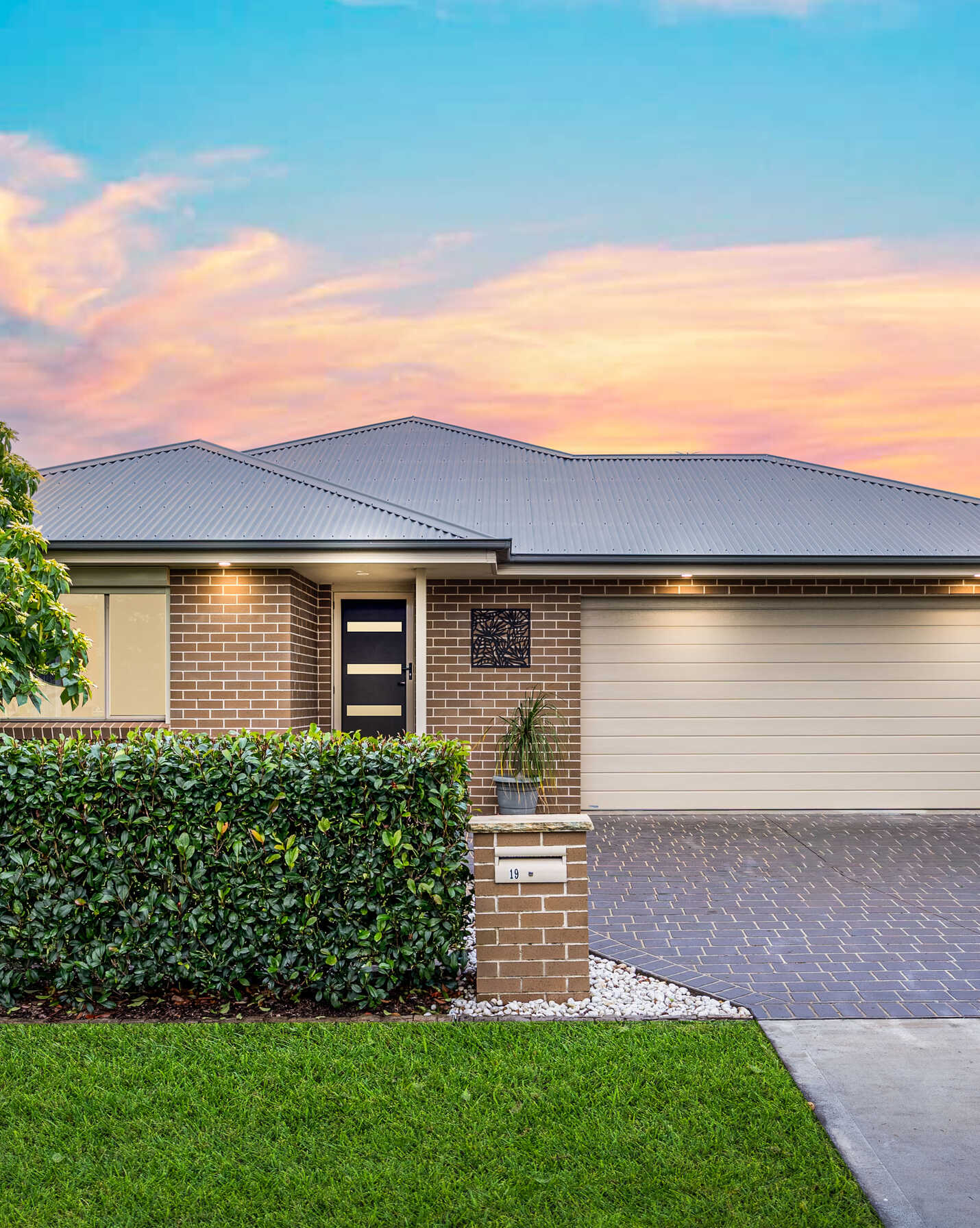 19 BLAIN ROAD Spring Farm, Farm - Image 1