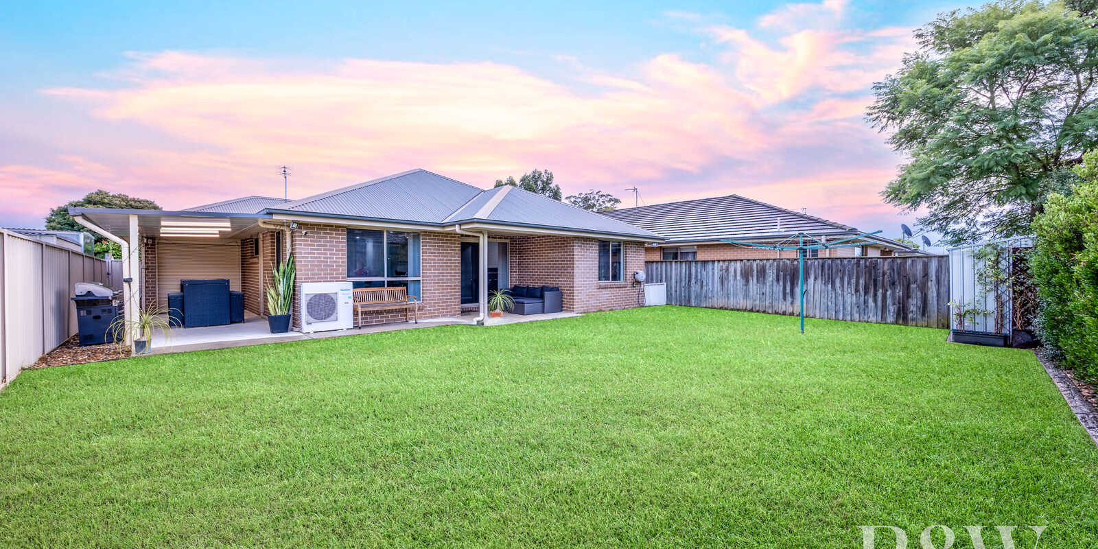 19 BLAIN ROAD Spring Farm 19 BLAIN ROAD Spring Farm