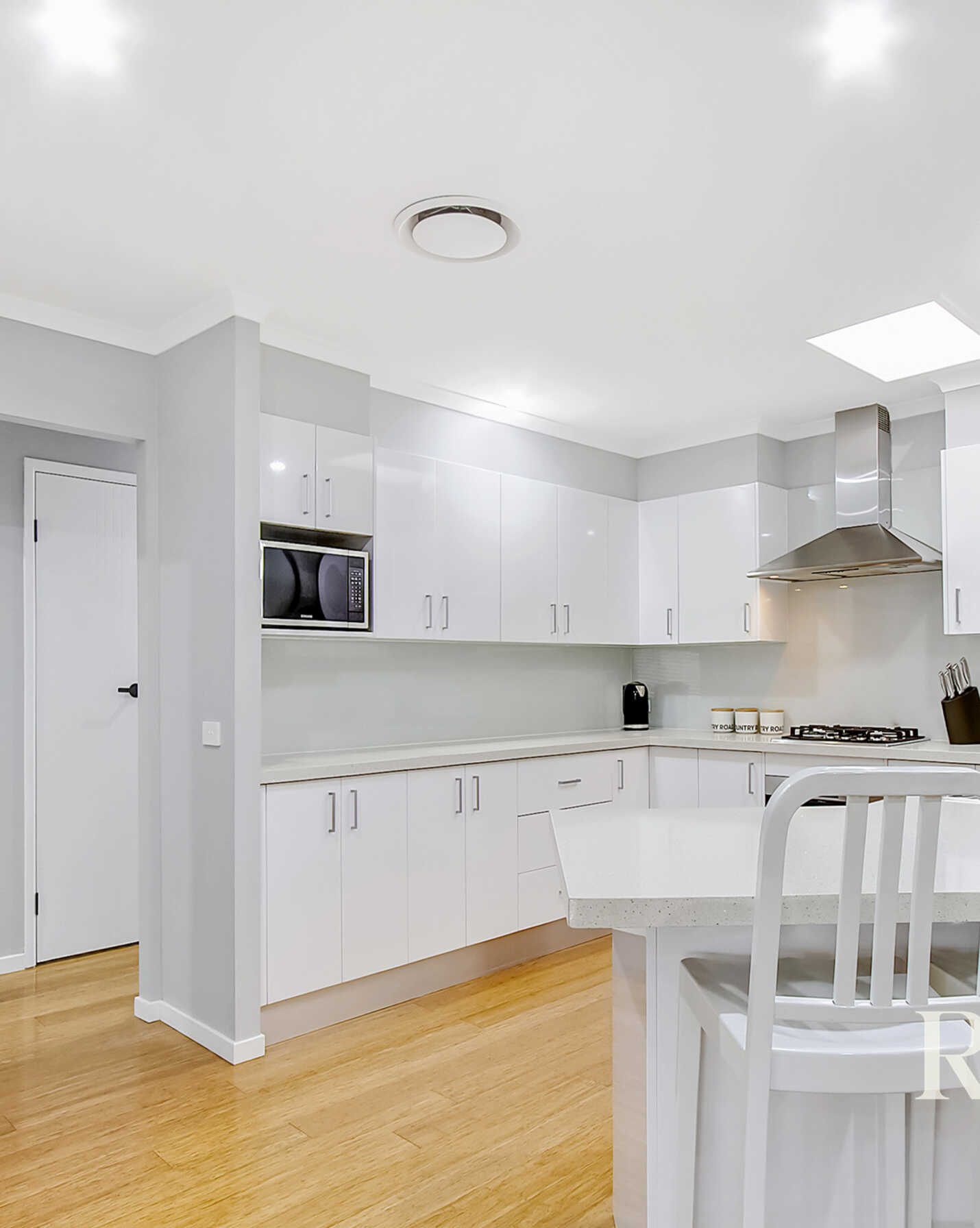 8 Kala Circuit St Clair, Clair - Thumbnail 2