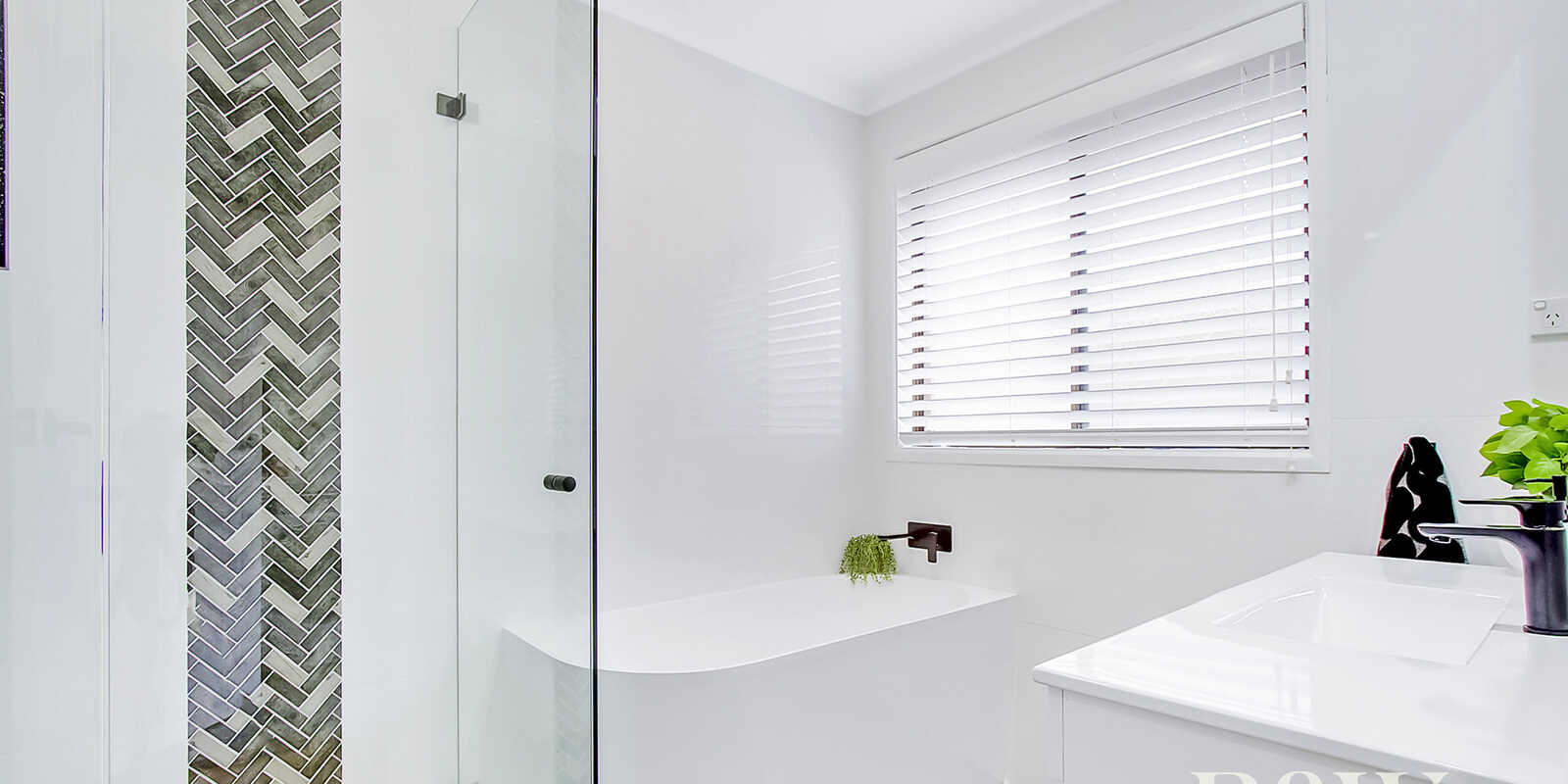 8 Kala Circuit St Clair