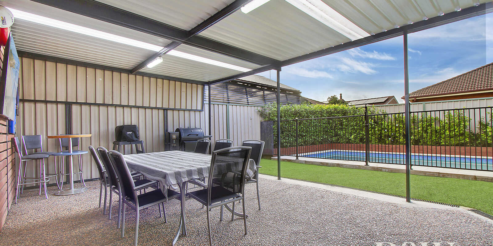8 Kala Circuit St Clair