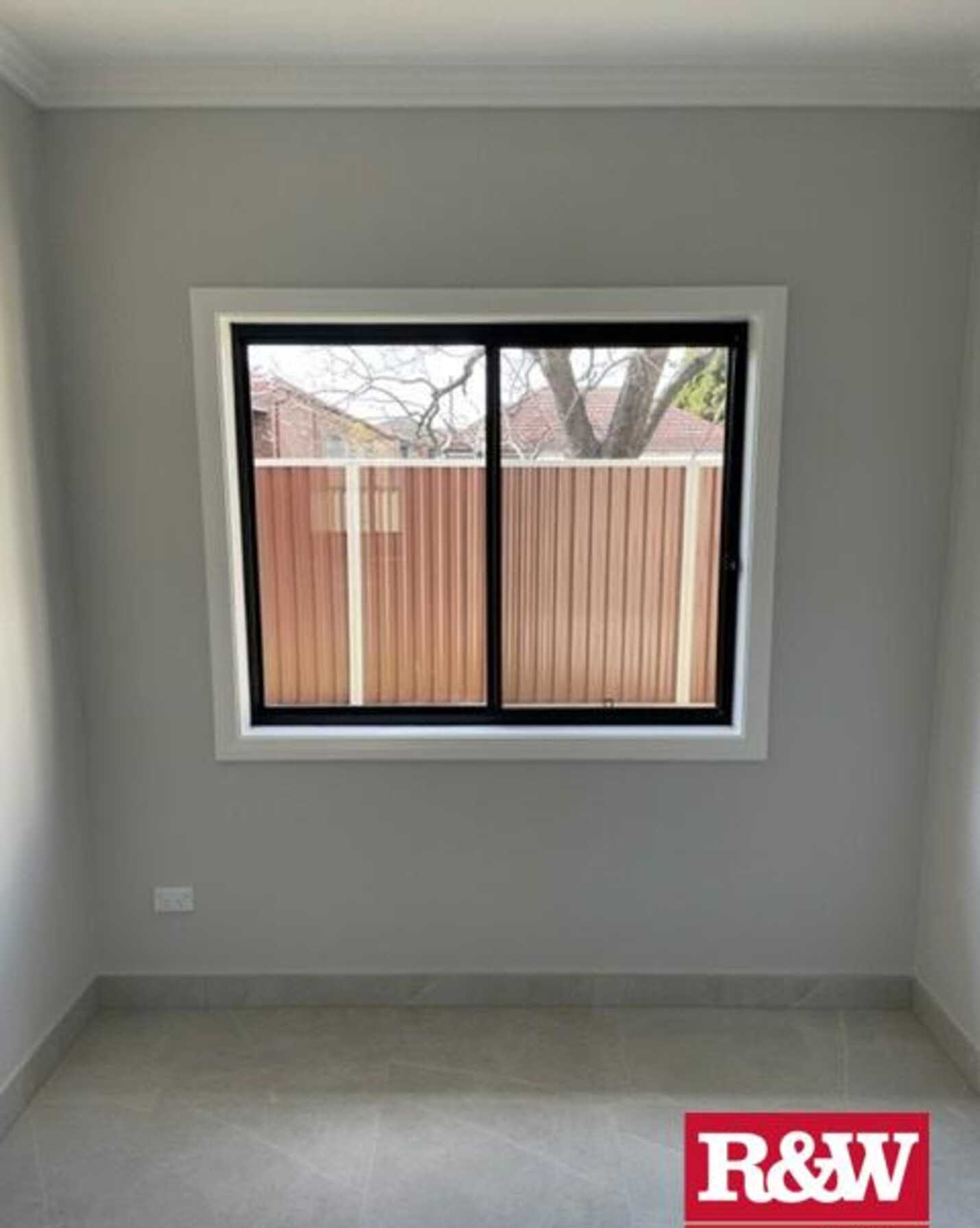 52a Byron Road Guildford, Guildford - Thumbnail 2