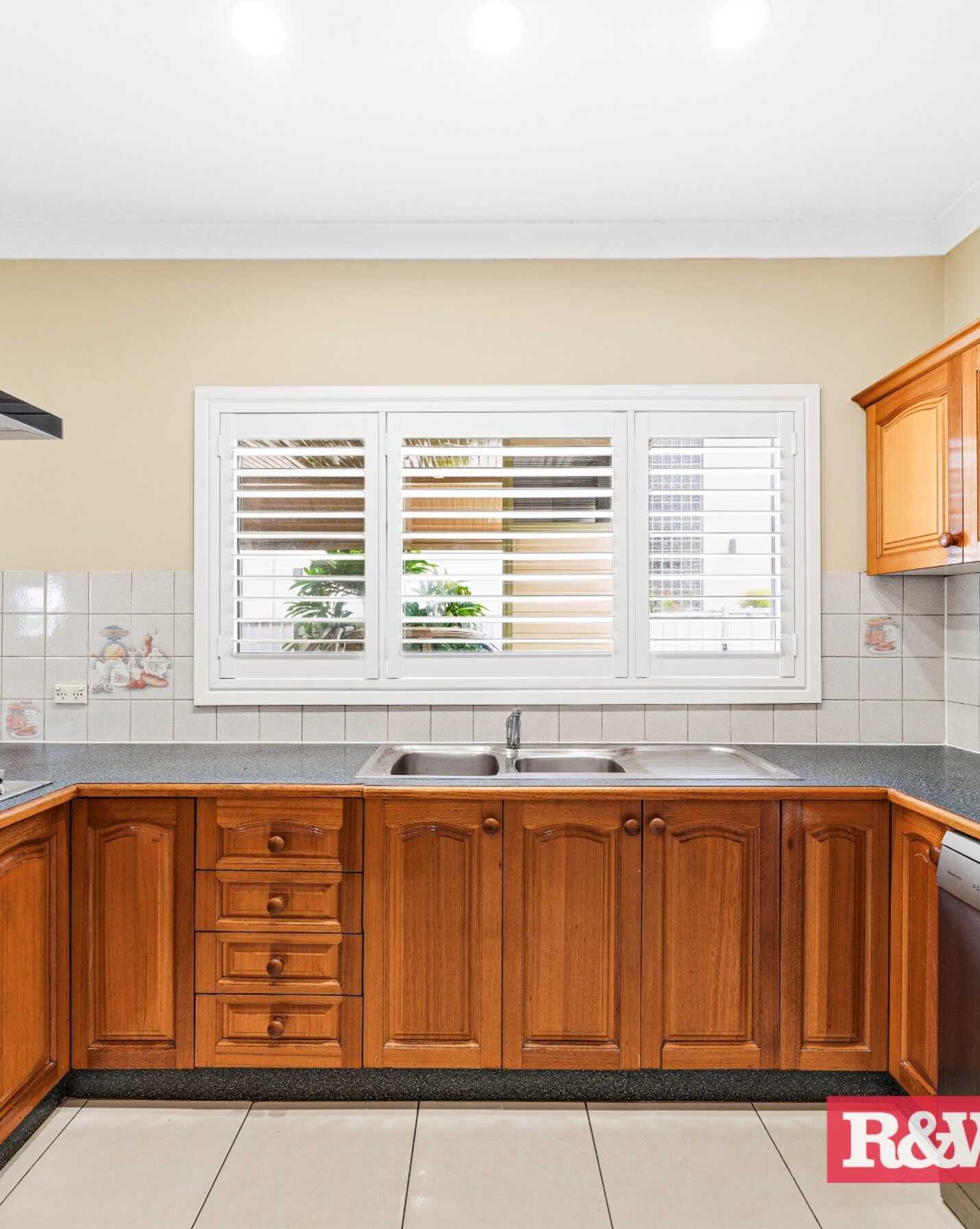 8 Lovoni Street Cabramatta, Cabramatta - Thumbnail 3