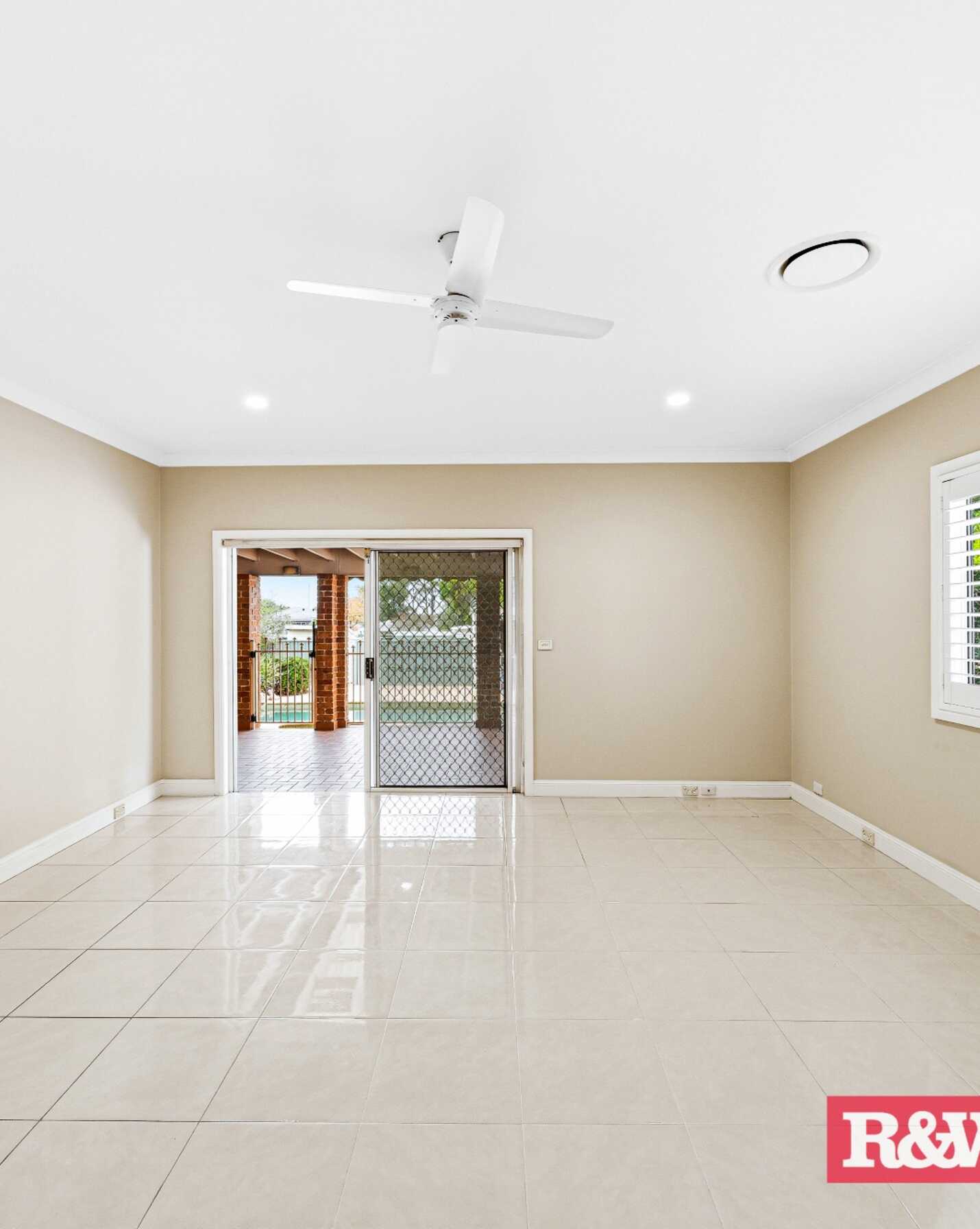 8 Lovoni Street Cabramatta, Cabramatta - Thumbnail 7