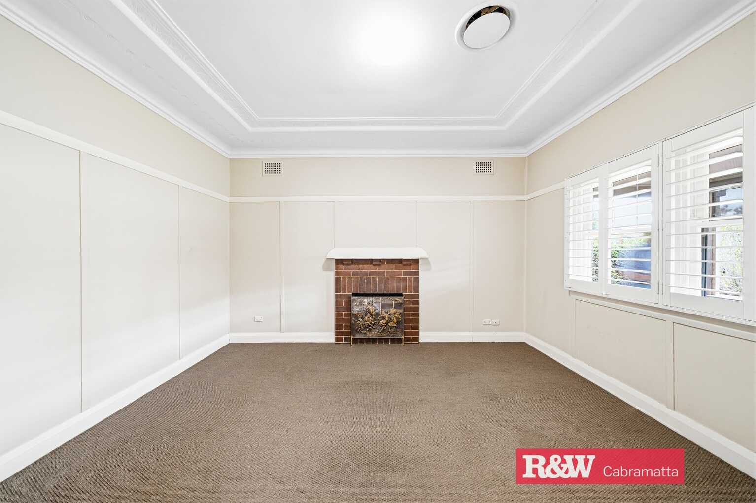 8 Lovoni Street Cabramatta