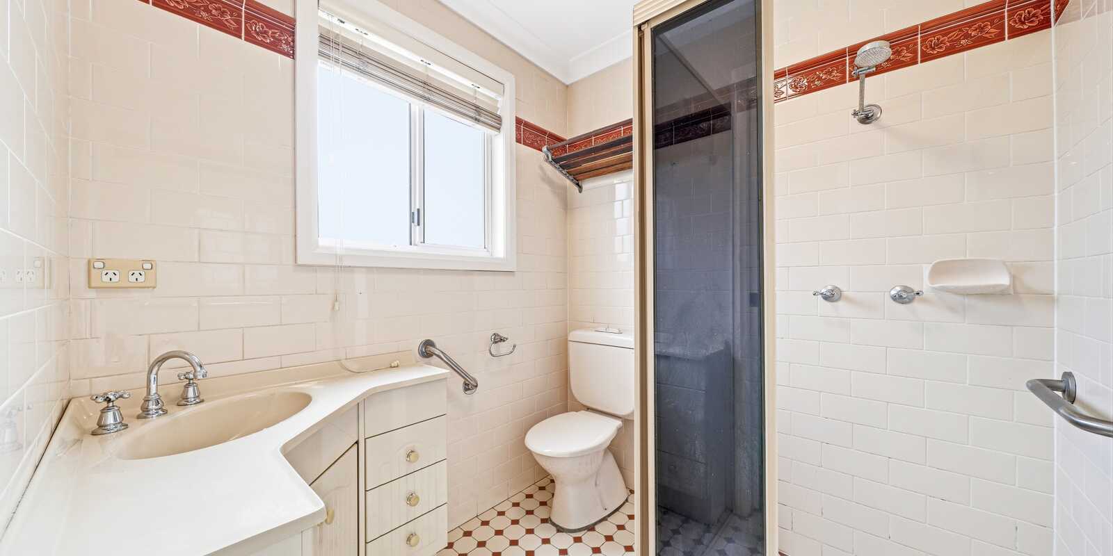 8 Lovoni Street Cabramatta