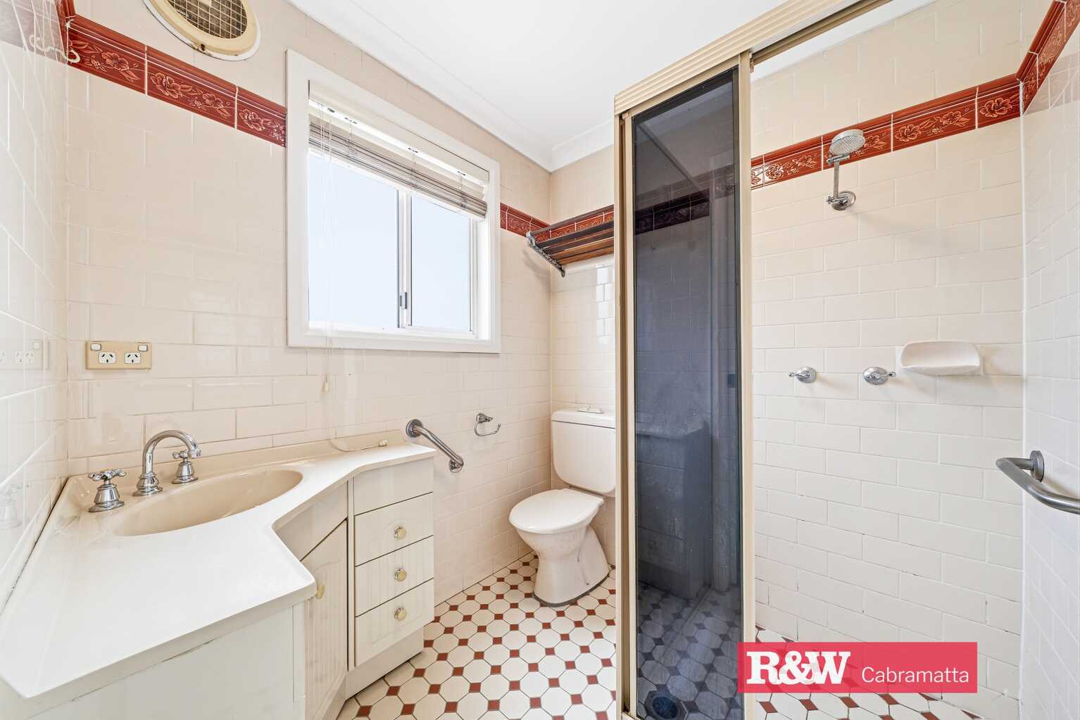 8 Lovoni Street Cabramatta