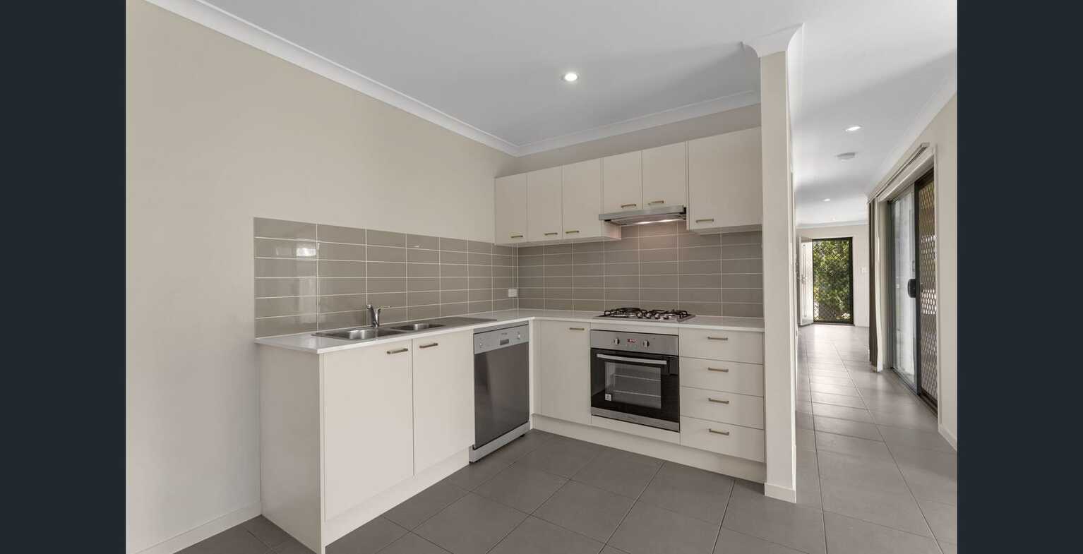 1/25 Lyndon Way Bellmere 1/25 Lyndon Way Bellmere