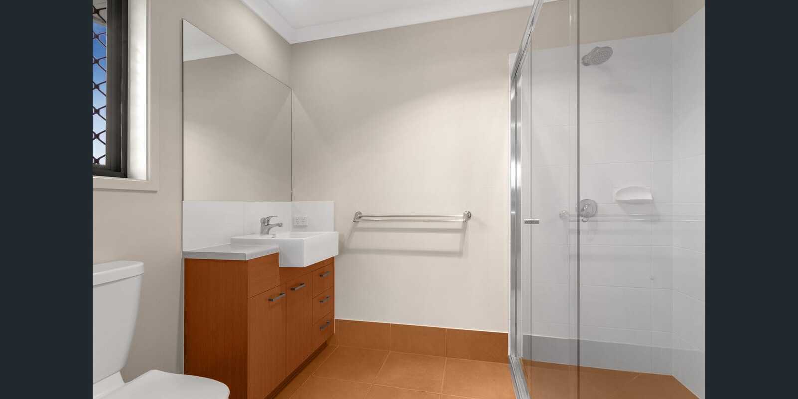 1/25 Lyndon Way Bellmere 1/25 Lyndon Way Bellmere