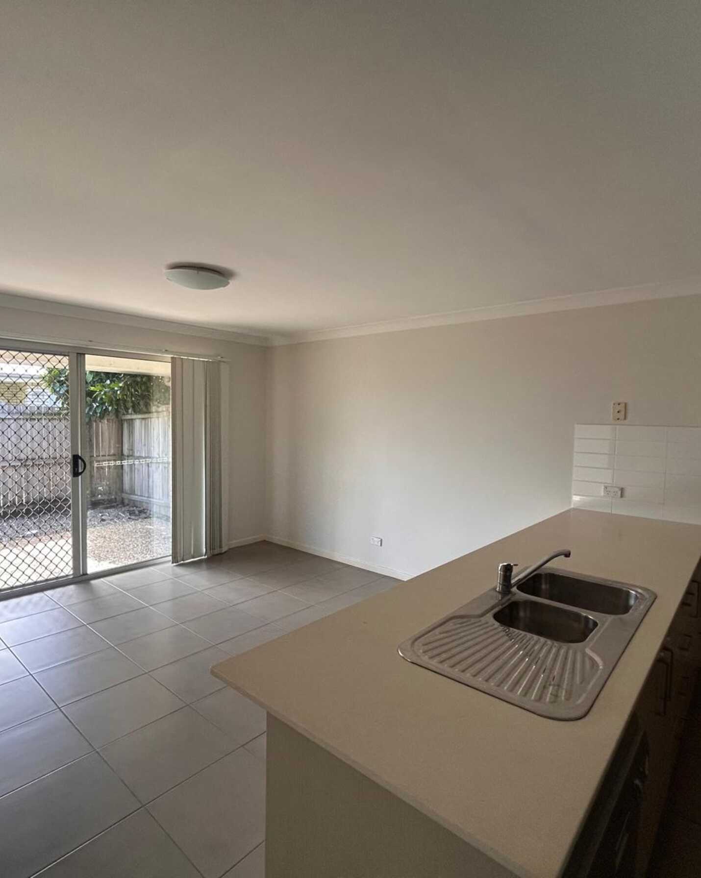 1/1 Wild horse Road Caboolture, Caboolture - Thumbnail 3