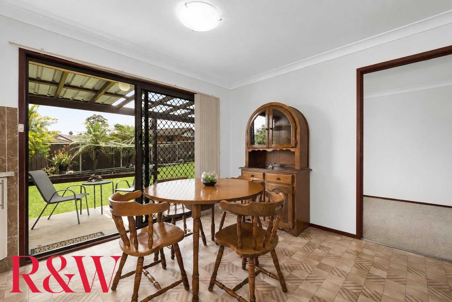 21 Bainbridge Avenue Ingleburn