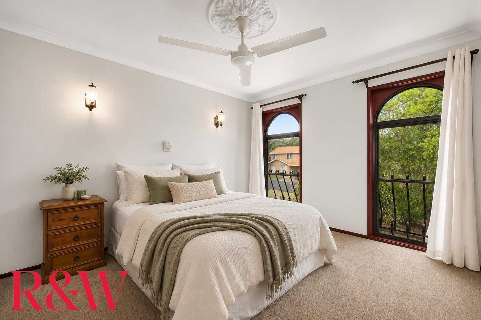 21 Bainbridge Avenue Ingleburn