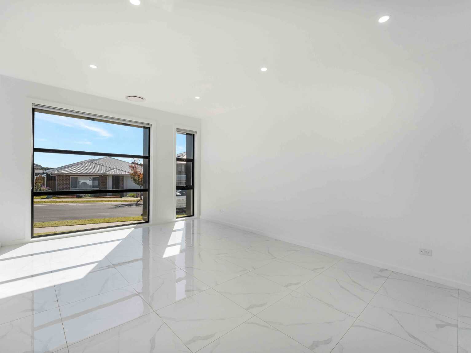 6 Lantern Street Menangle Park 6 Lantern Street Menangle Park