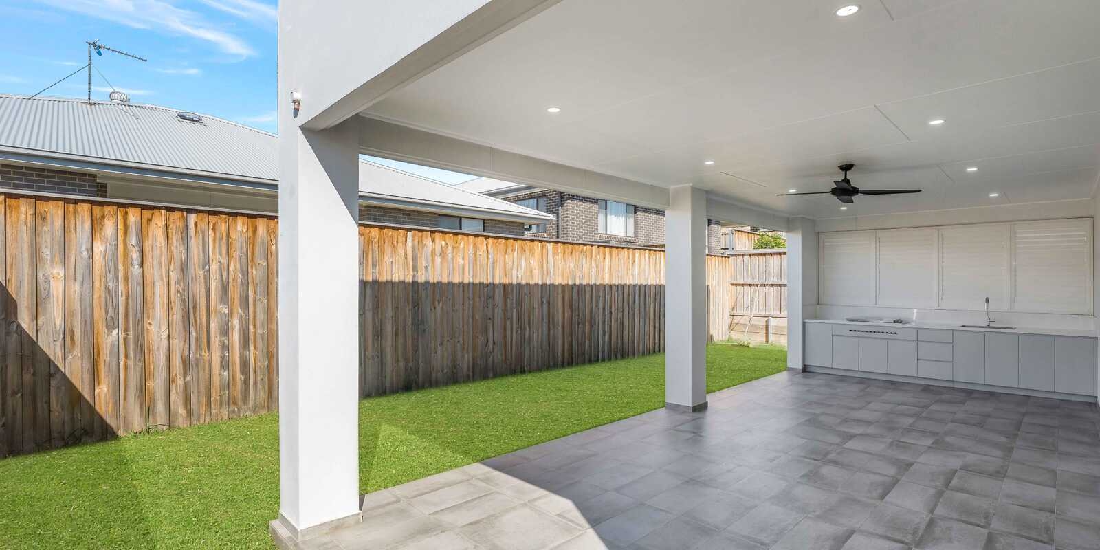 6 Lantern Street Menangle Park 6 Lantern Street Menangle Park
