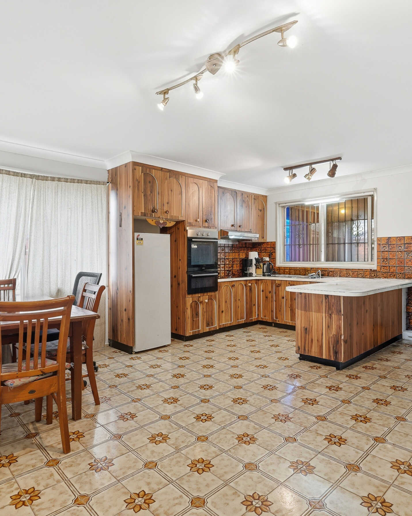 28 Eggleton Street Blacktown, Blacktown - Thumbnail 2
