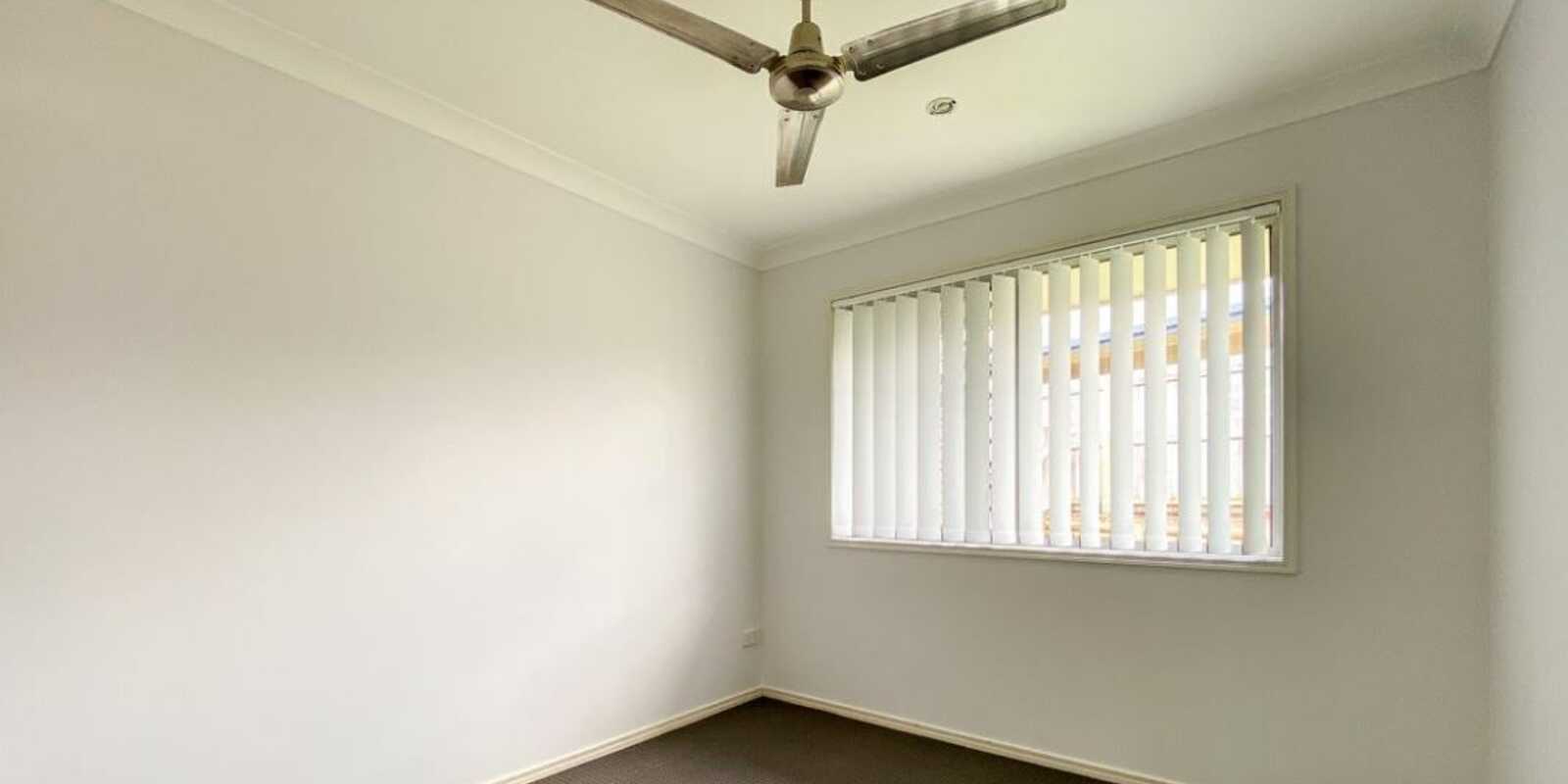 2/11 Thistle Street Upper Caboolture