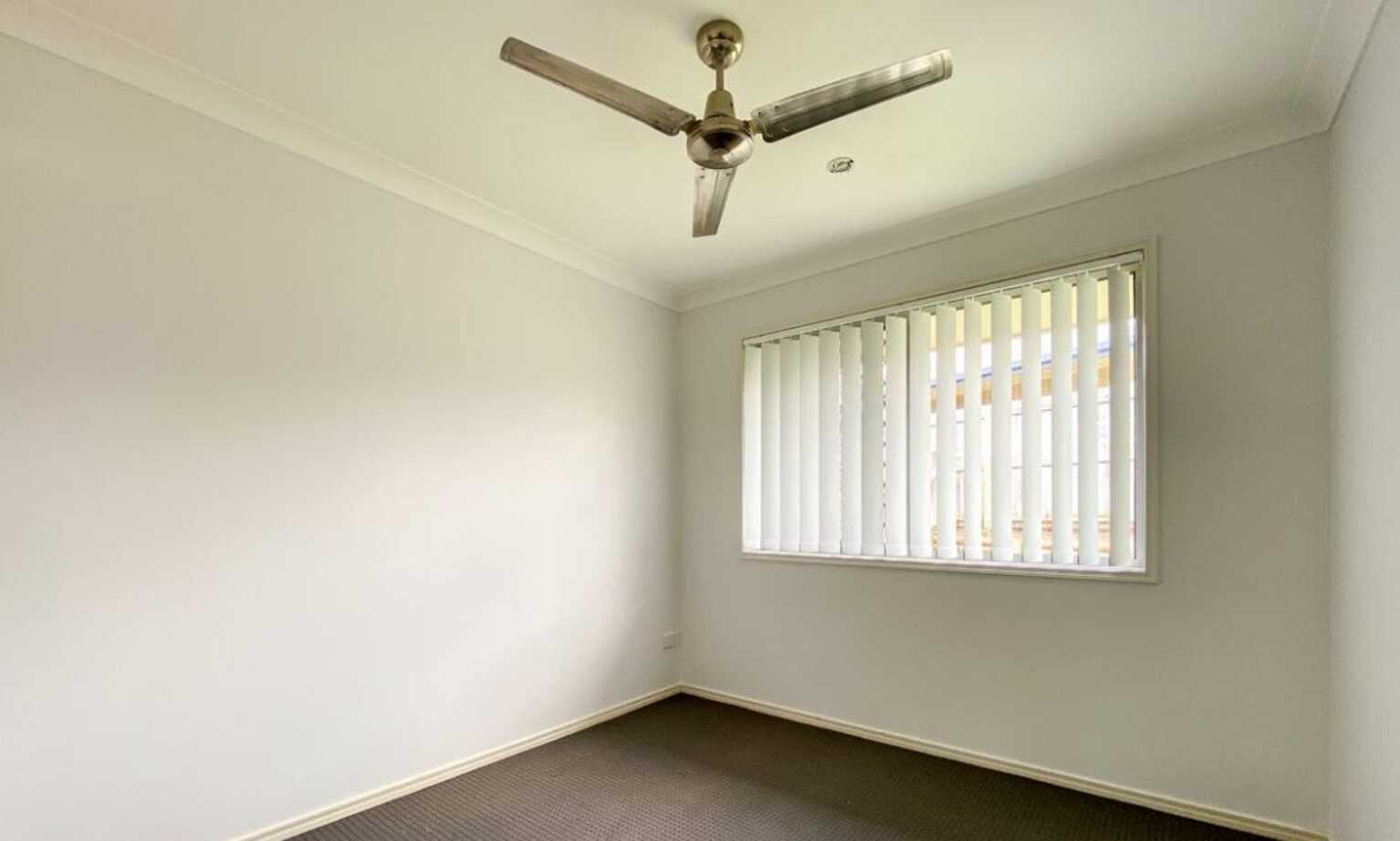 2/11 Thistle Street Upper Caboolture