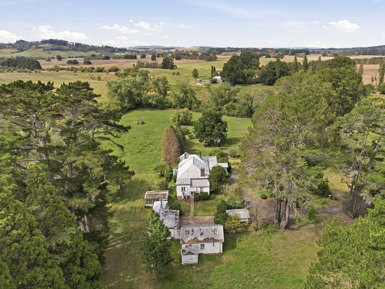 'Inverary' 7310 Illawarra Highway Sutton Forest