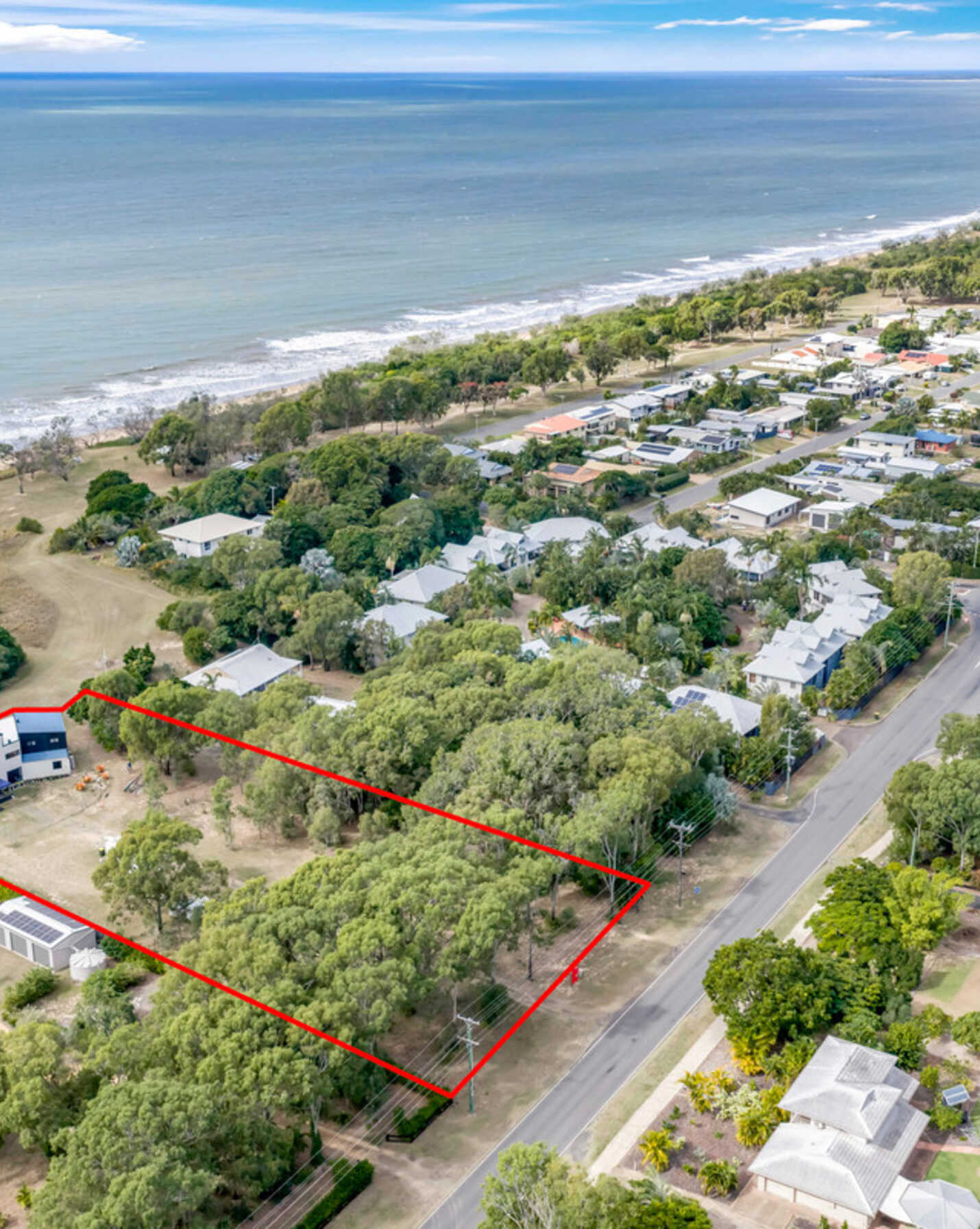 14 Sylvan Drive Moore Park Beach, Beach - Thumbnail 2