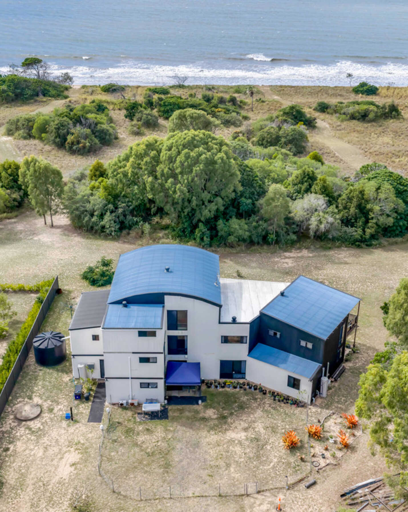 14 Sylvan Drive Moore Park Beach, Beach - Thumbnail 3