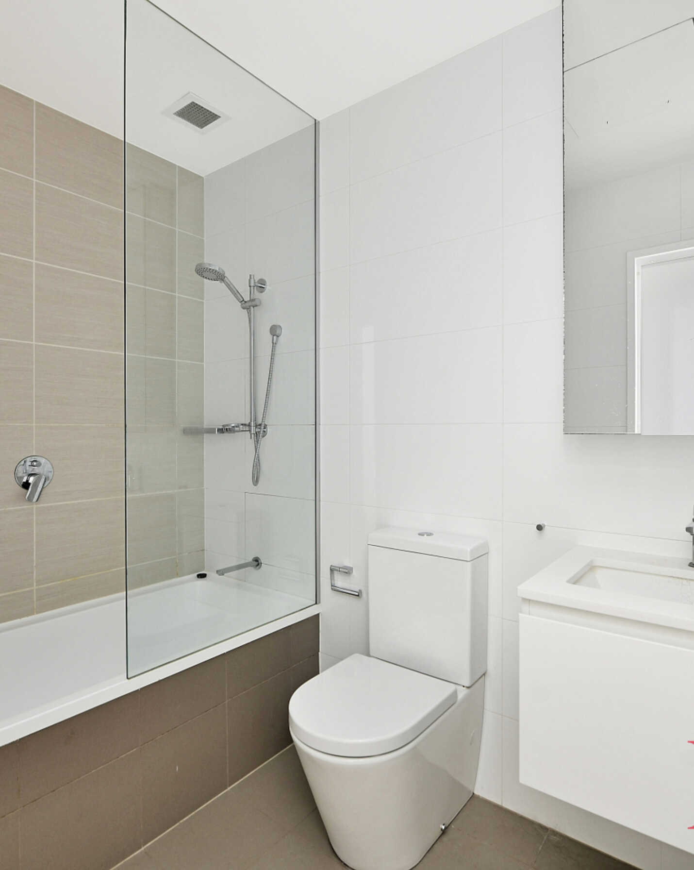 1211/17 Chisholm Street Wolli Creek, Creek - Thumbnail 5