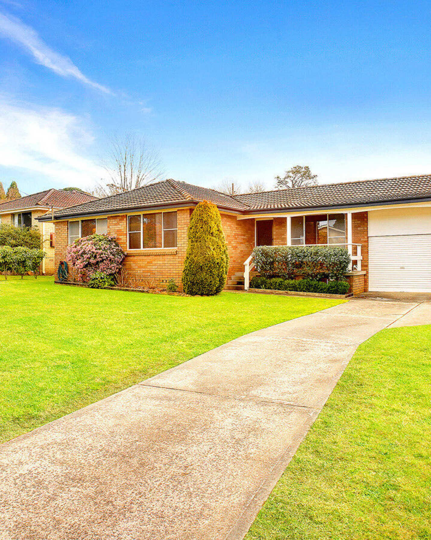 4 Lennox Crescent Moss Vale, Vale - Image 1