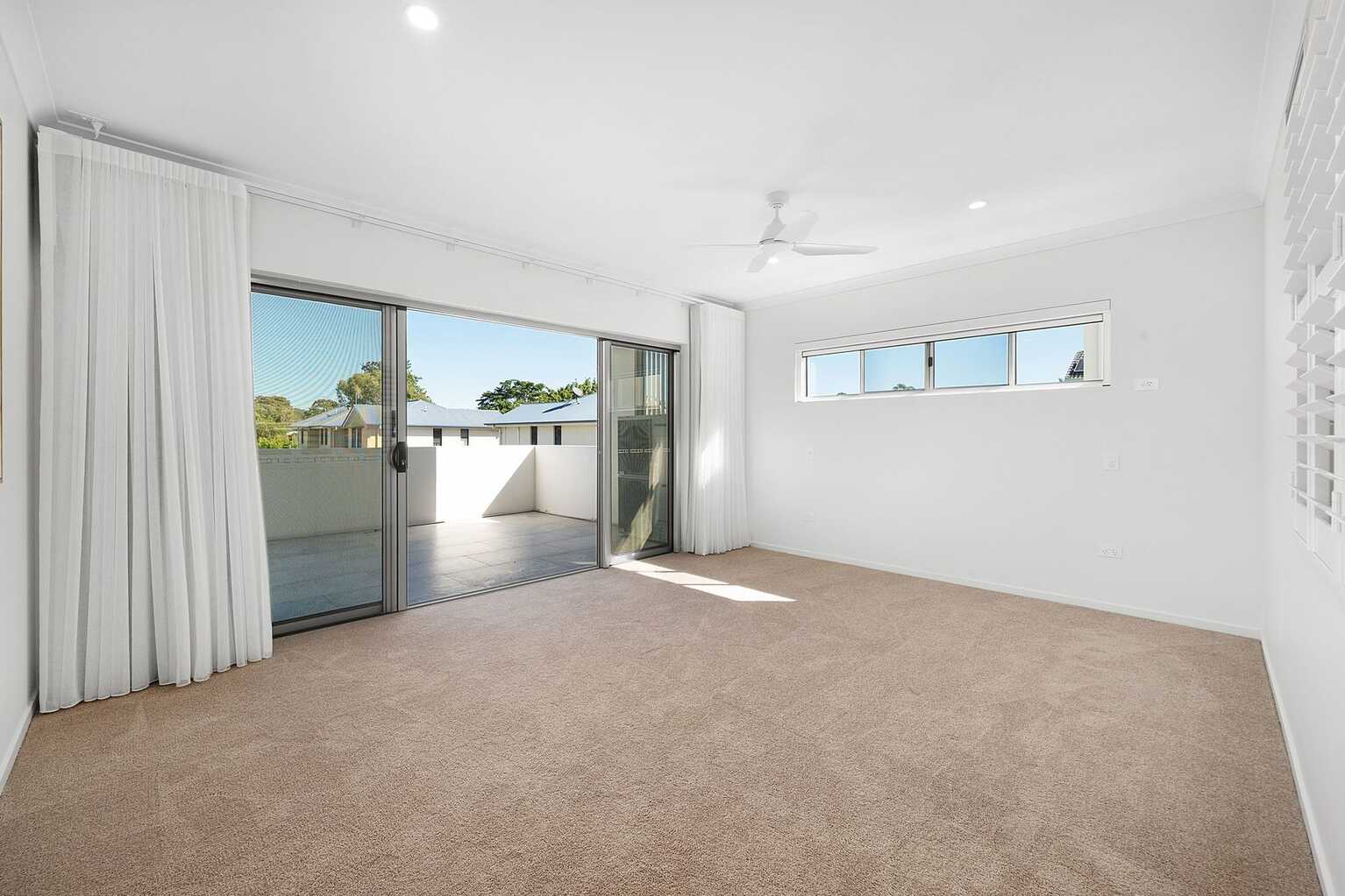 9/299-301 Bradman Avenue Maroochydore