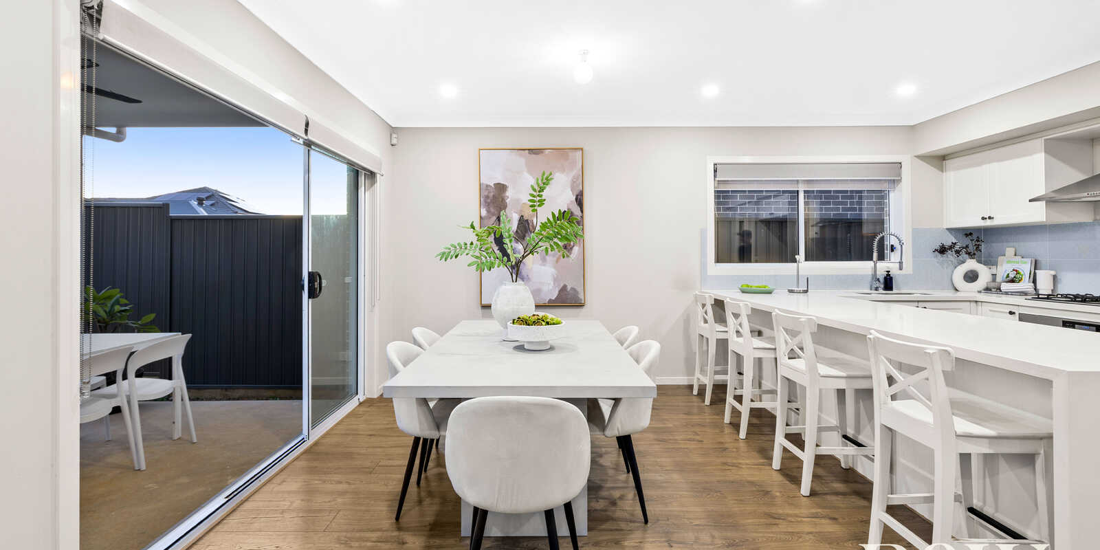 34 CALOTIS CRESCENT Denham Court 34 CALOTIS CRESCENT Denham Court