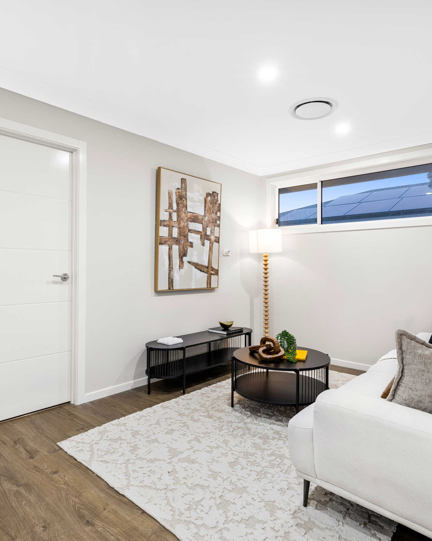 34 CALOTIS CRESCENT Denham Court, Court - Thumbnail 6