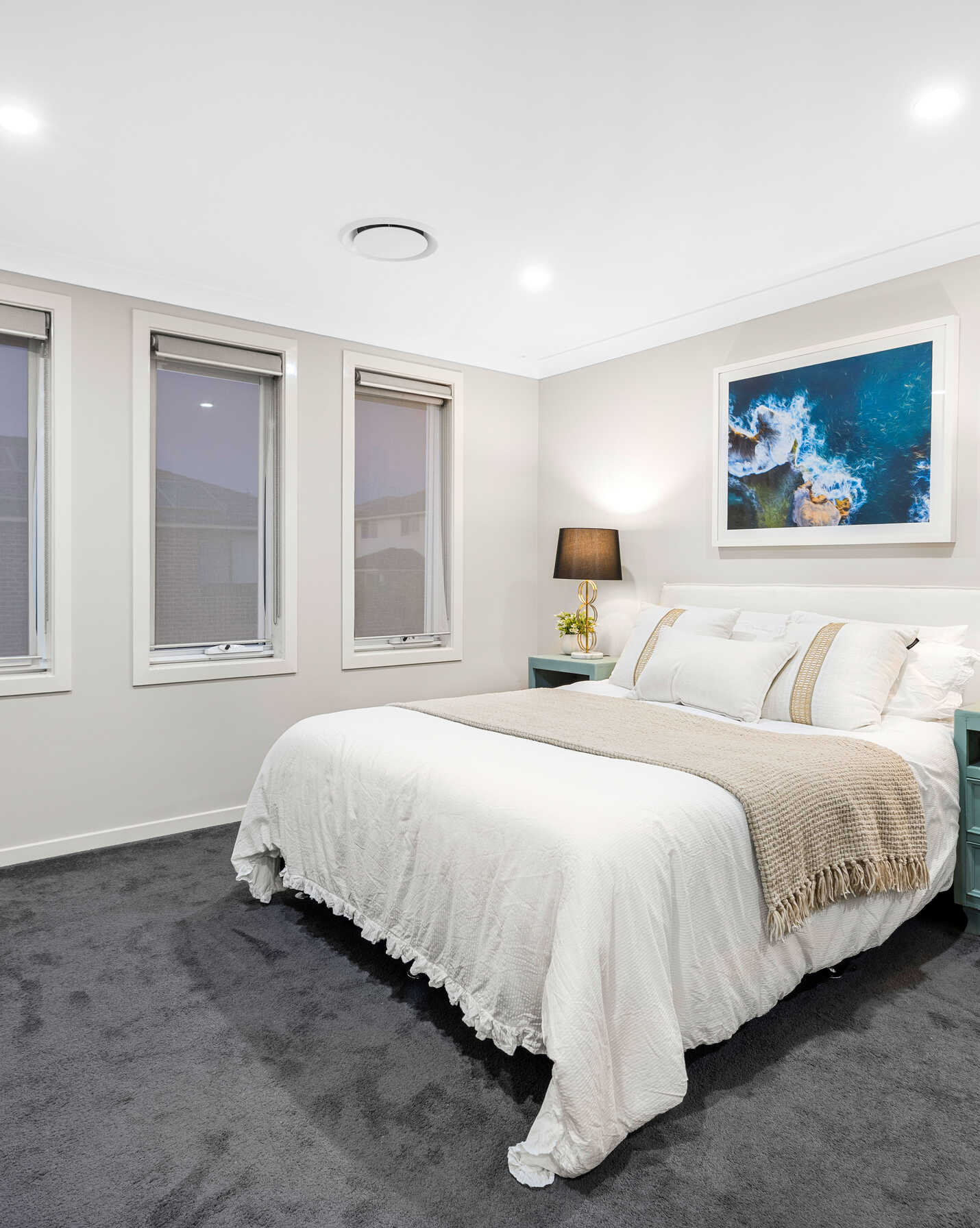34 CALOTIS CRESCENT Denham Court, Court - Thumbnail 7