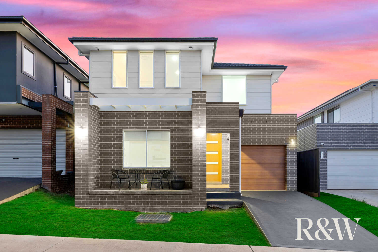 34 CALOTIS CRESCENT Denham Court 34 CALOTIS CRESCENT Denham Court