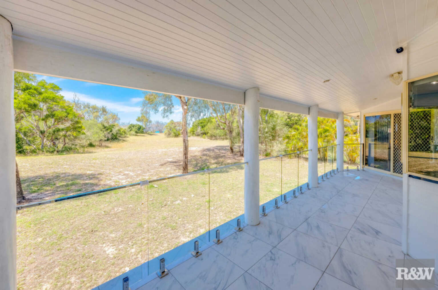 78 Sylvan Drive Moore Park Beach 78 Sylvan Drive Moore Park Beach