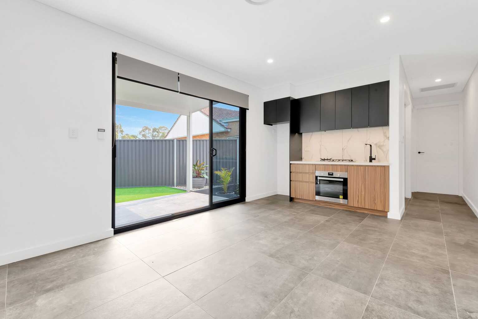 24B Kiernan Crescent Abbotsbury