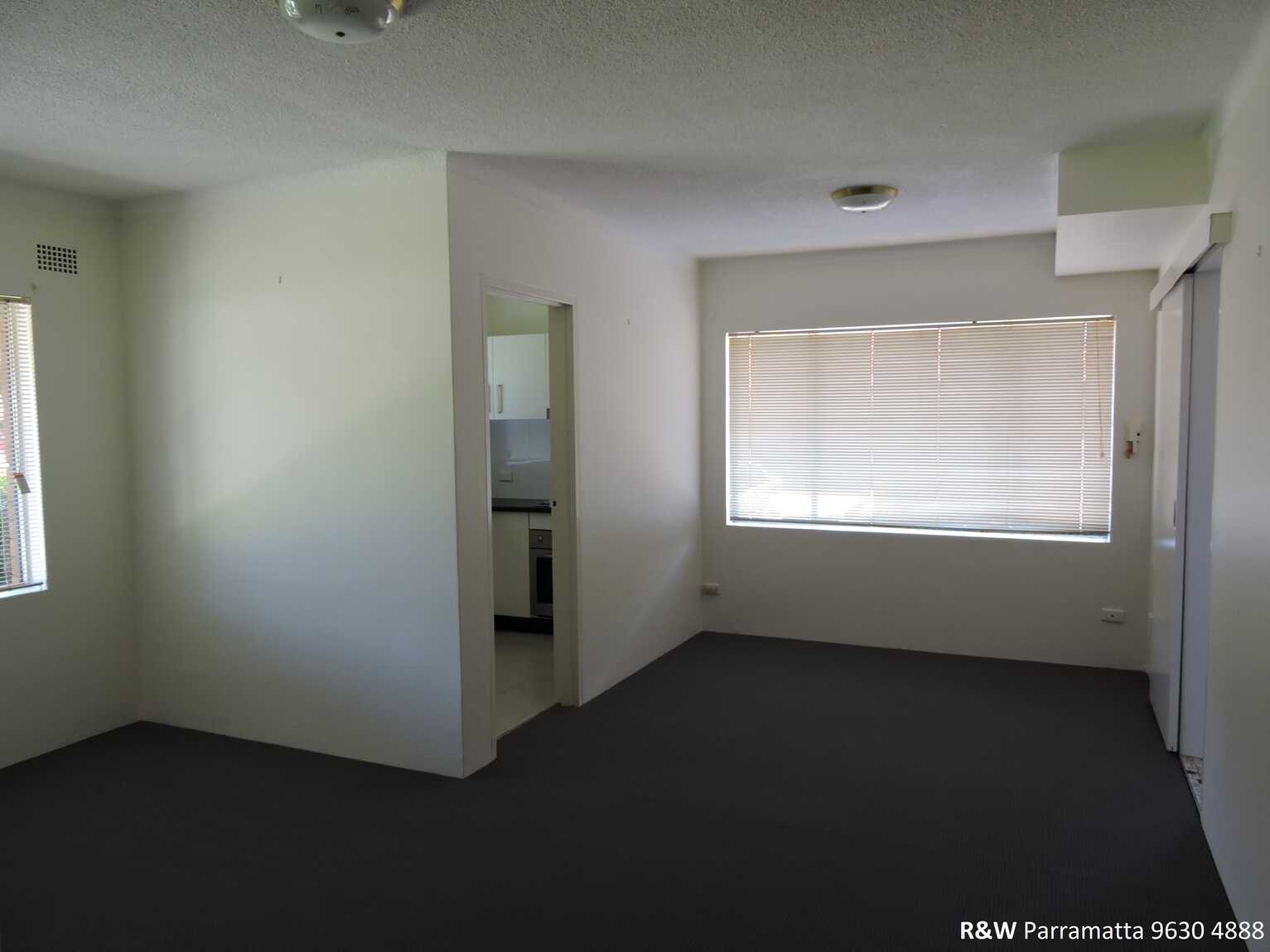4/11-15 Villiers Street Parramatta