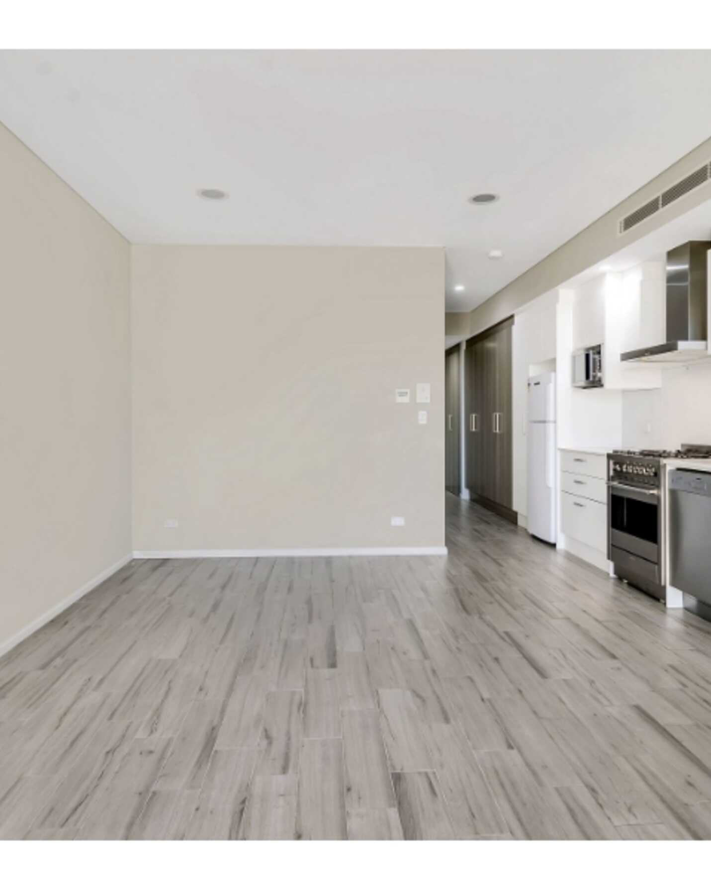 2/30 Chandos Street St Leonards, Leonards - Thumbnail 2