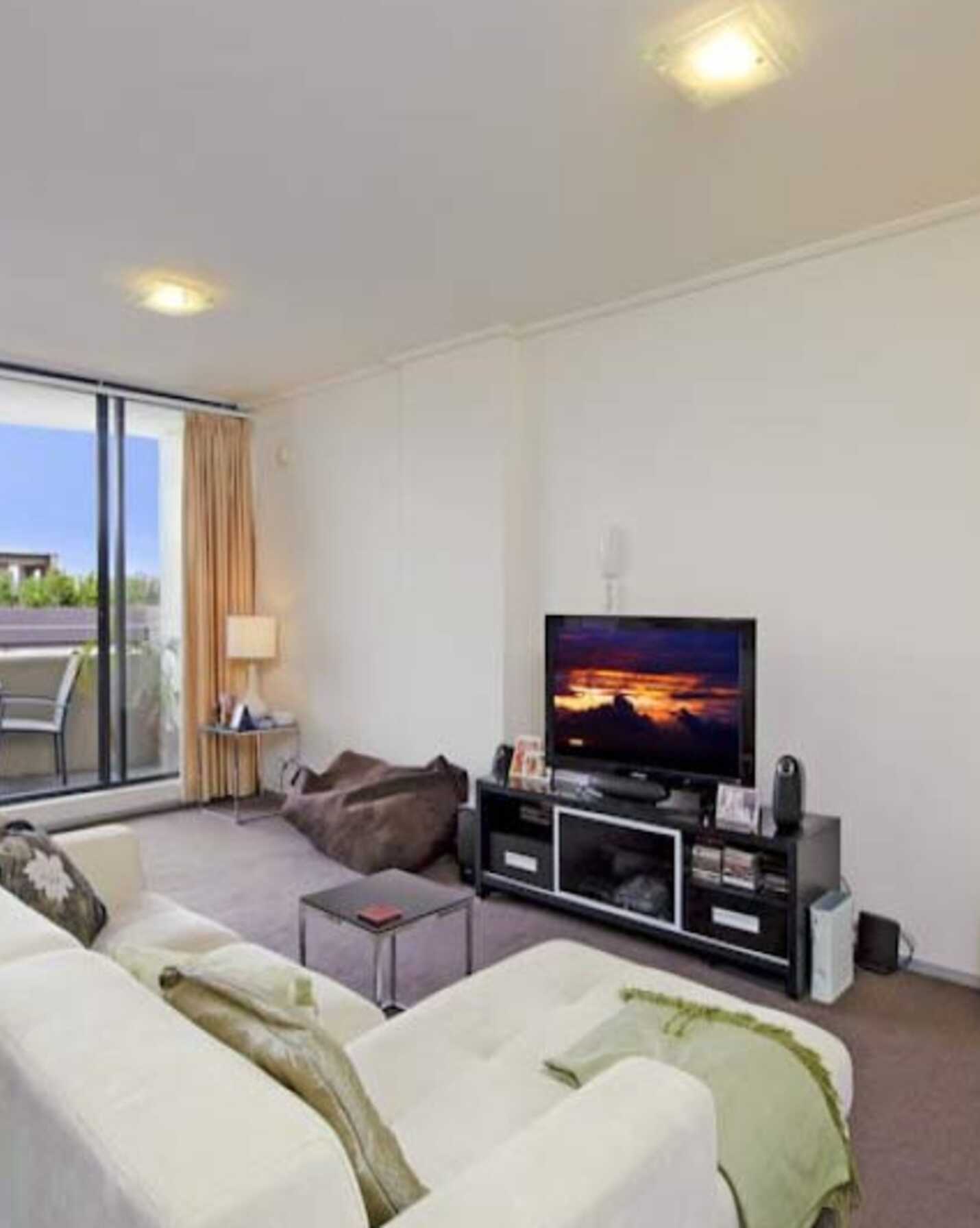 E502/3 Hunter Street Waterloo, Waterloo - Thumbnail 2