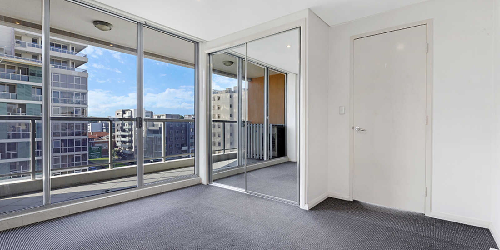 806/6 Lachlan Street Waterloo