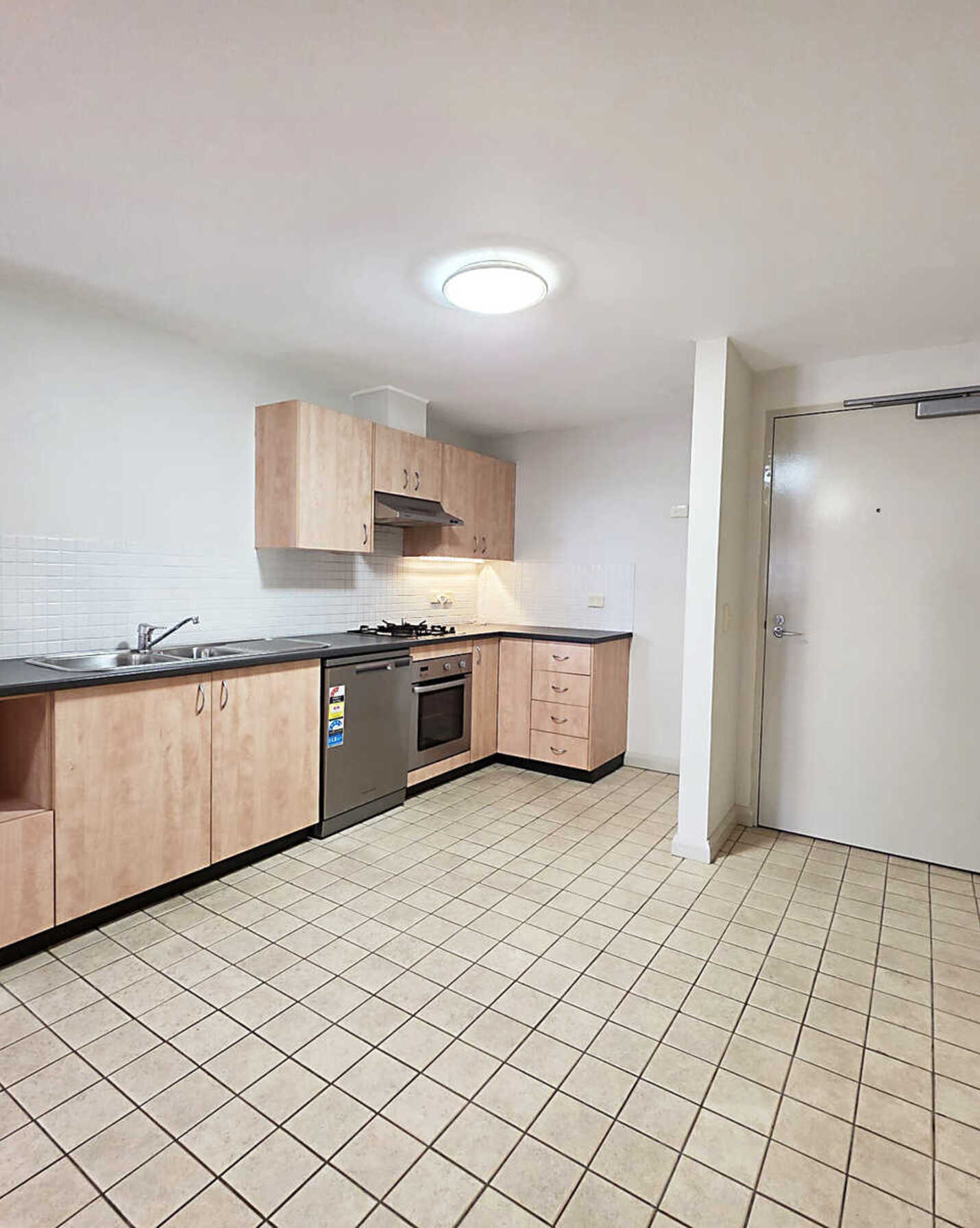 2/173 Sailors Bay Road Northbridge, Northbridge - Thumbnail 4