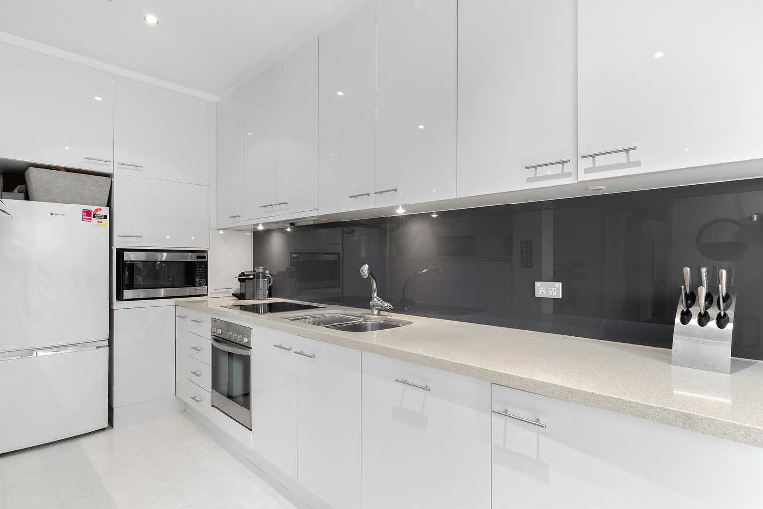 206/6A Birtley Place Elizabeth Bay 206/6A Birtley Place Elizabeth Bay