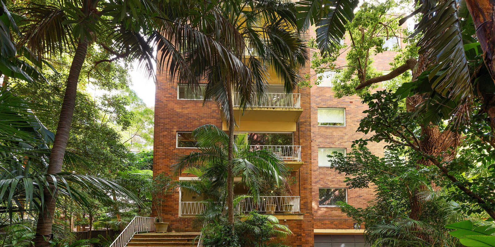 206/6A Birtley Place Elizabeth Bay 206/6A Birtley Place Elizabeth Bay